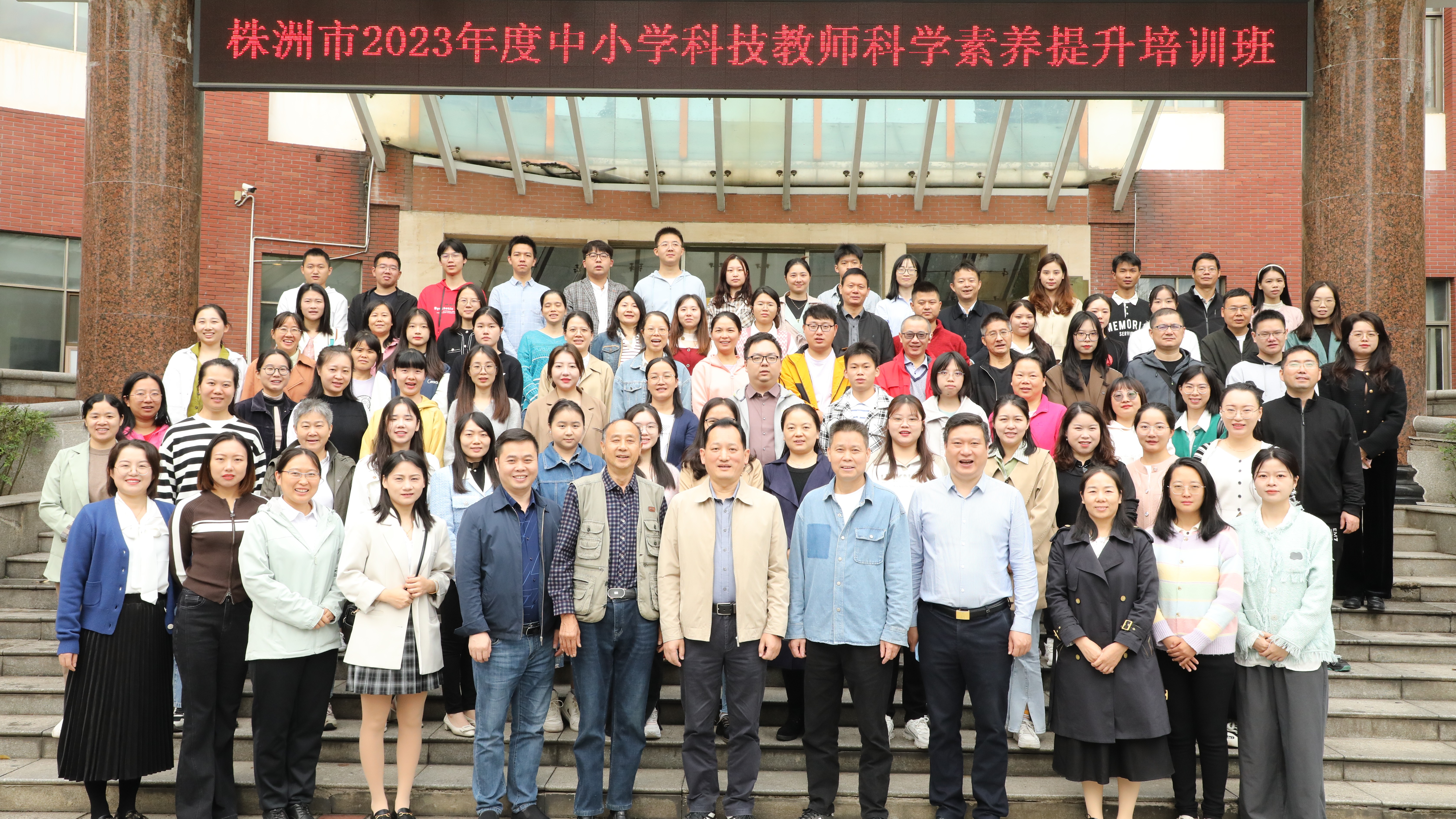 f53d7f8ca2156fb3_副本.jpg