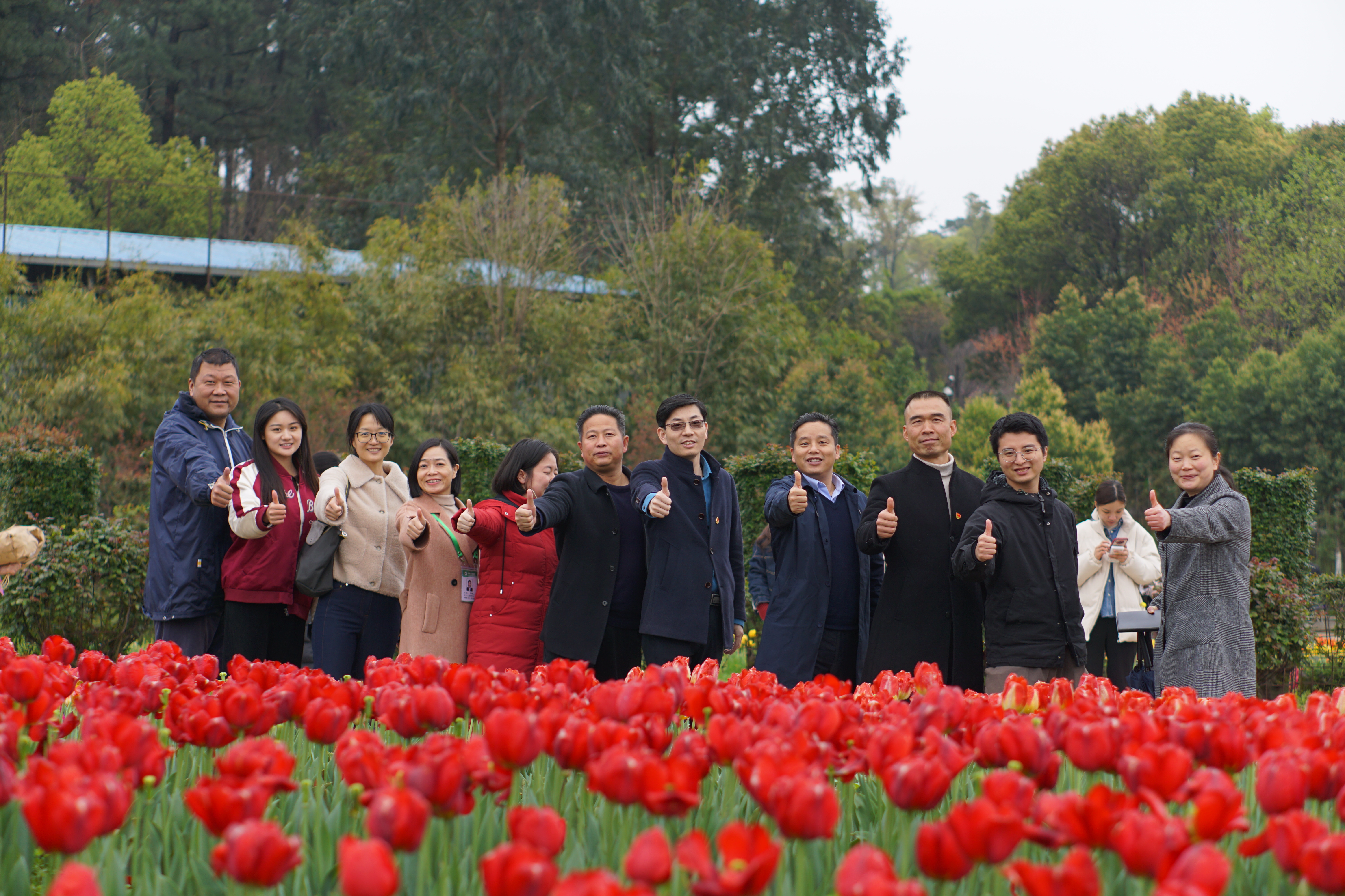 植物园主题党日1.jpg
